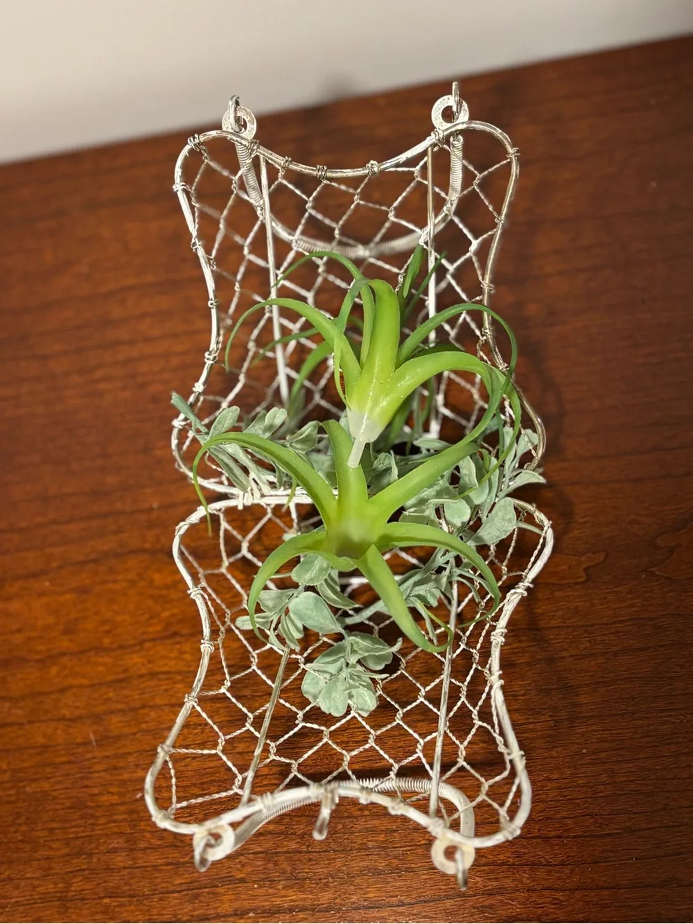 Vintage Silver-Tone Wire Mesh Handbag Basket Planter / Decorative Floral Holder